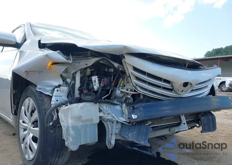 2013 Toyota Corolla Le z USA, uszkodzony, nr VIN 2T1BU4EE2DC036647